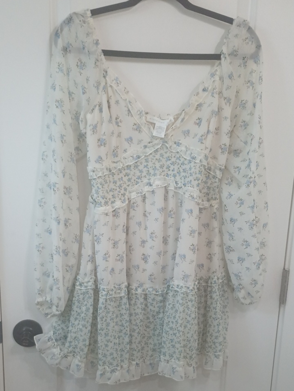 Summer Long Sleeve Cream Blue Flower Dress